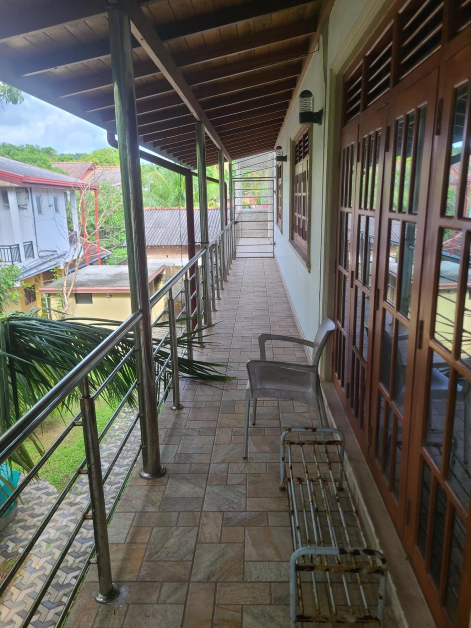 Gg Lodge Mirissa Esterno foto